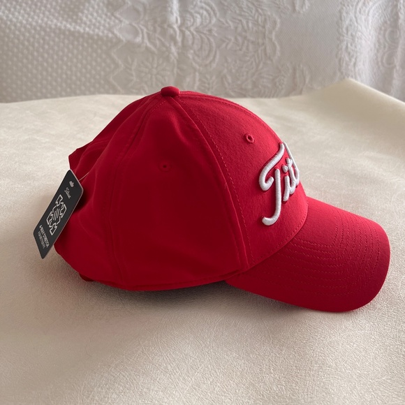 Titleist Red Baseball Cap - Picture 3 of 5